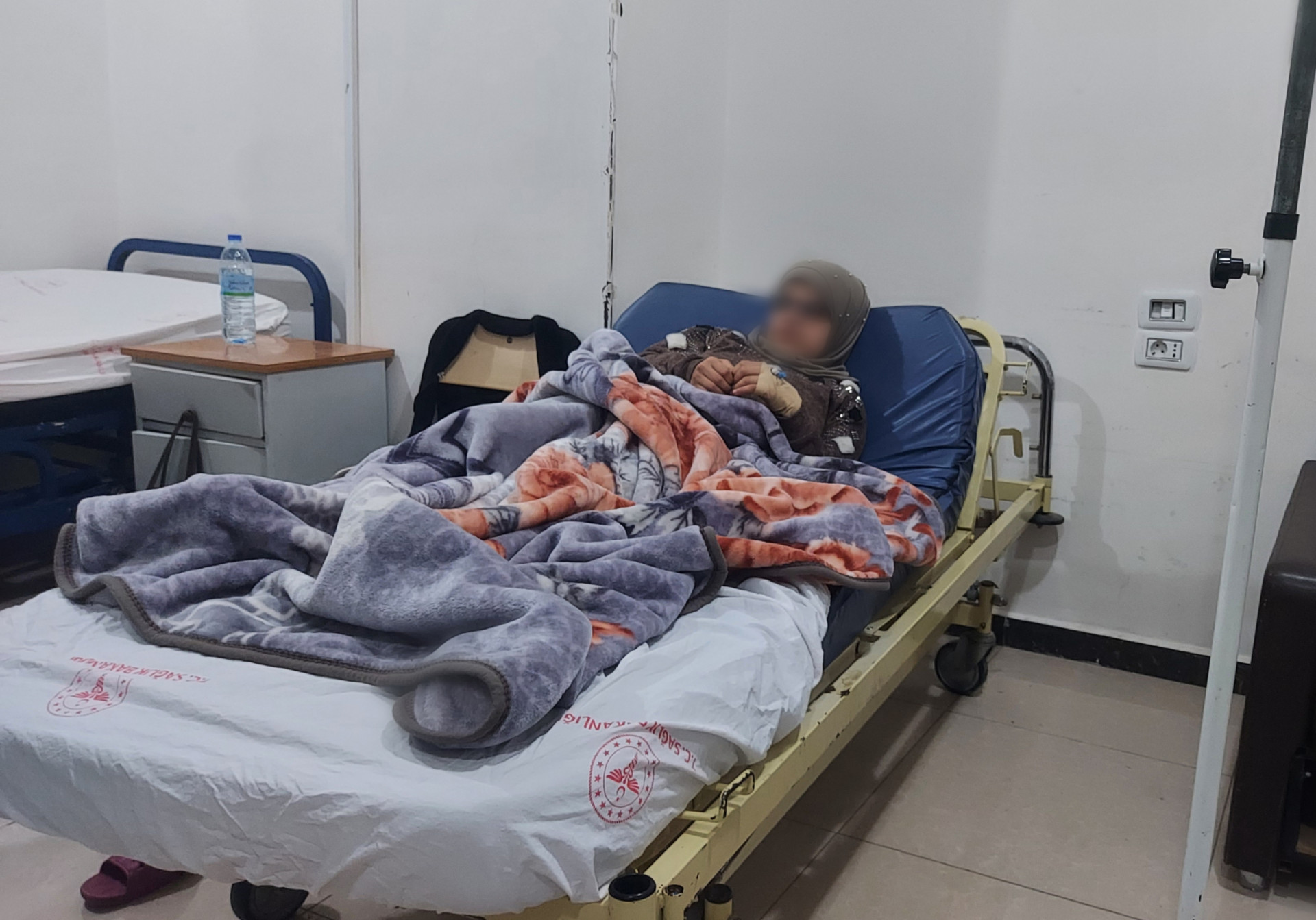Raniya is at the hospital, needs urgent treatment !