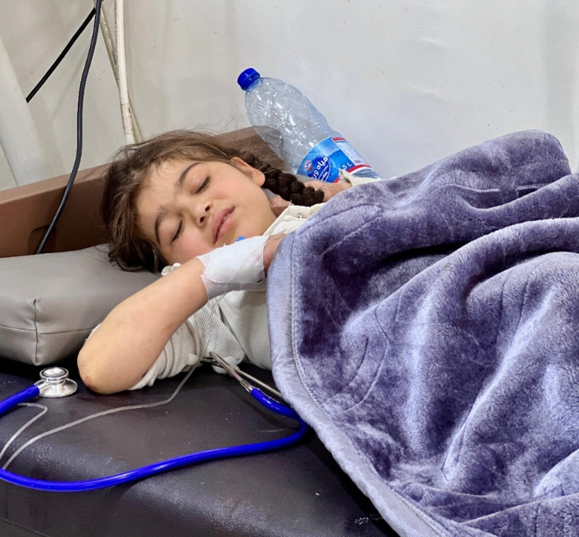 دعاء… طفلة في العناية المشددة