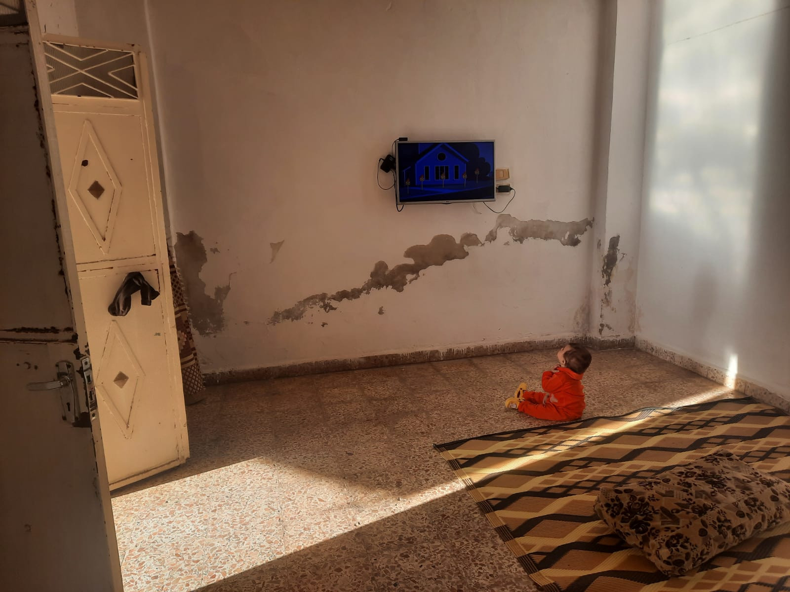 A Struggle with Pain and Harsh Living Conditions