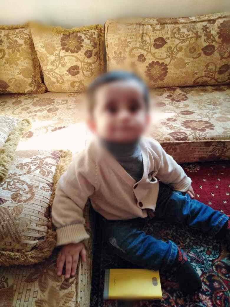 وُلد الطفل محمد مع مشكلة في جسده، لكنها قابلة للعلاج بمساعدتك