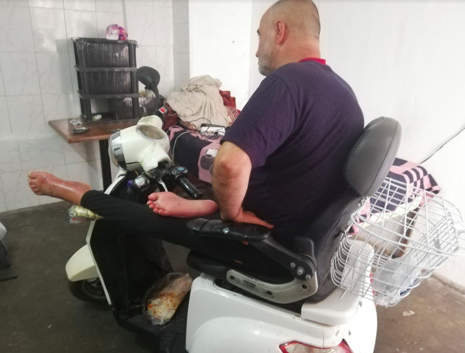 A patient with no sponsor needs medication and expenses