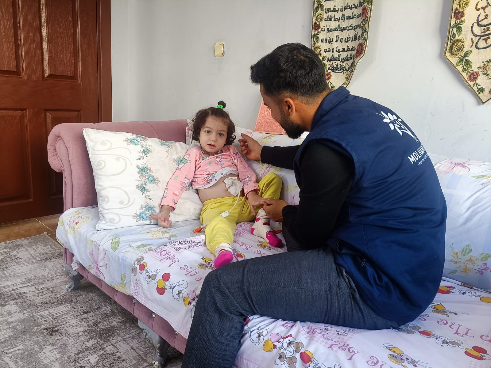 Warda is an extremly ill child who needs your help!