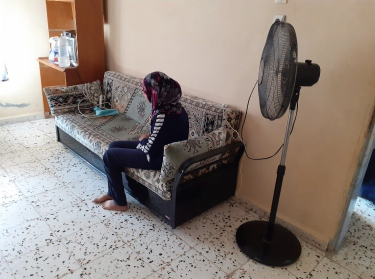 a young man suffers from spinal damage and his sister had vision impairment