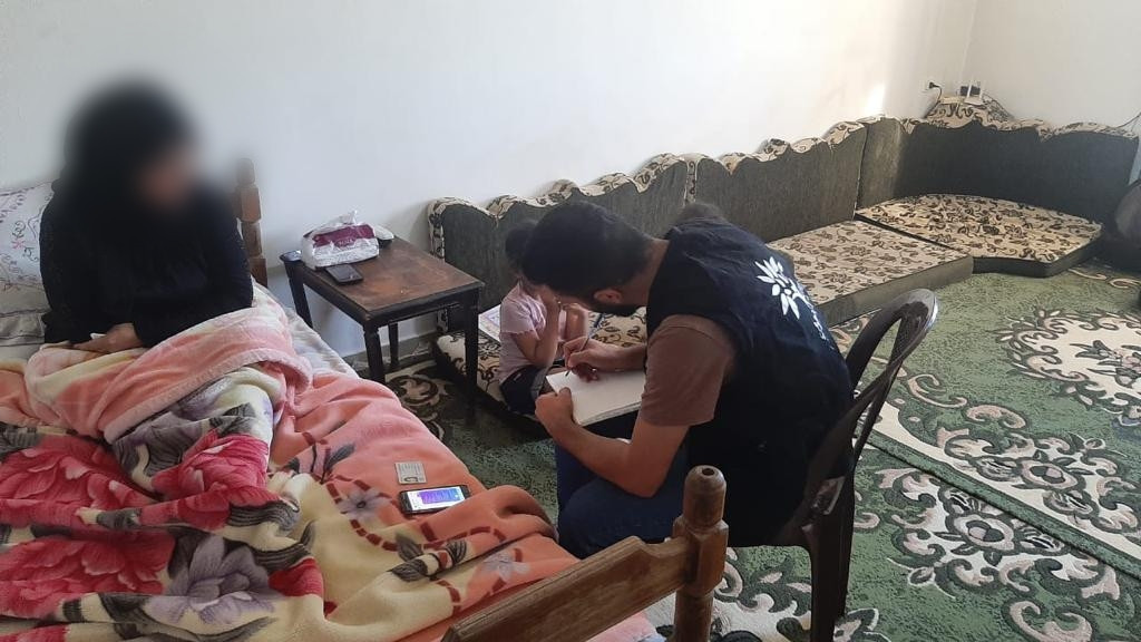 Rasmiya is with cancer and needs treatment