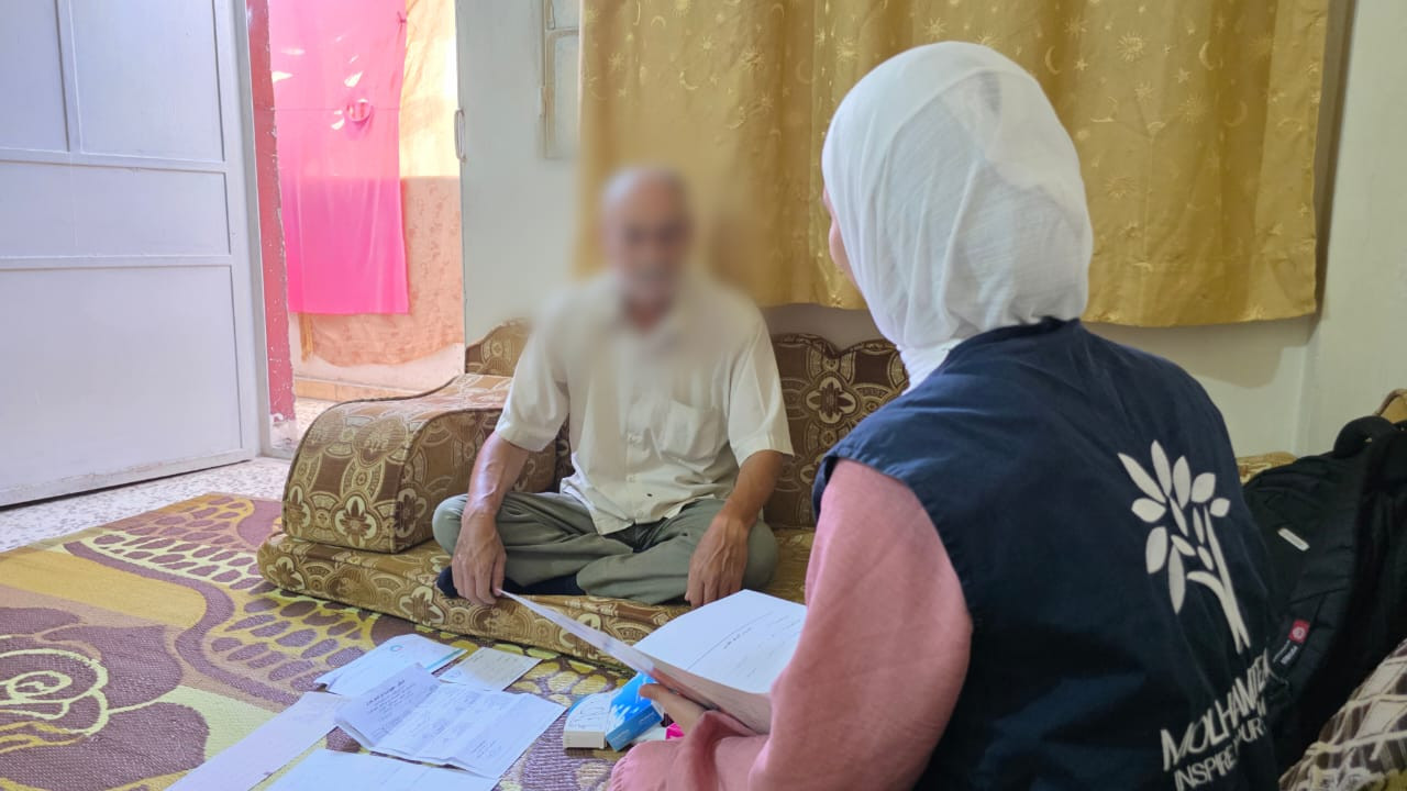 والدان يعانيان من المرض..وأبنةٌ تعجز عن إعالتهما