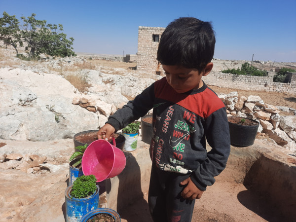 ورد طفلنا اليتيم من دارة عزة