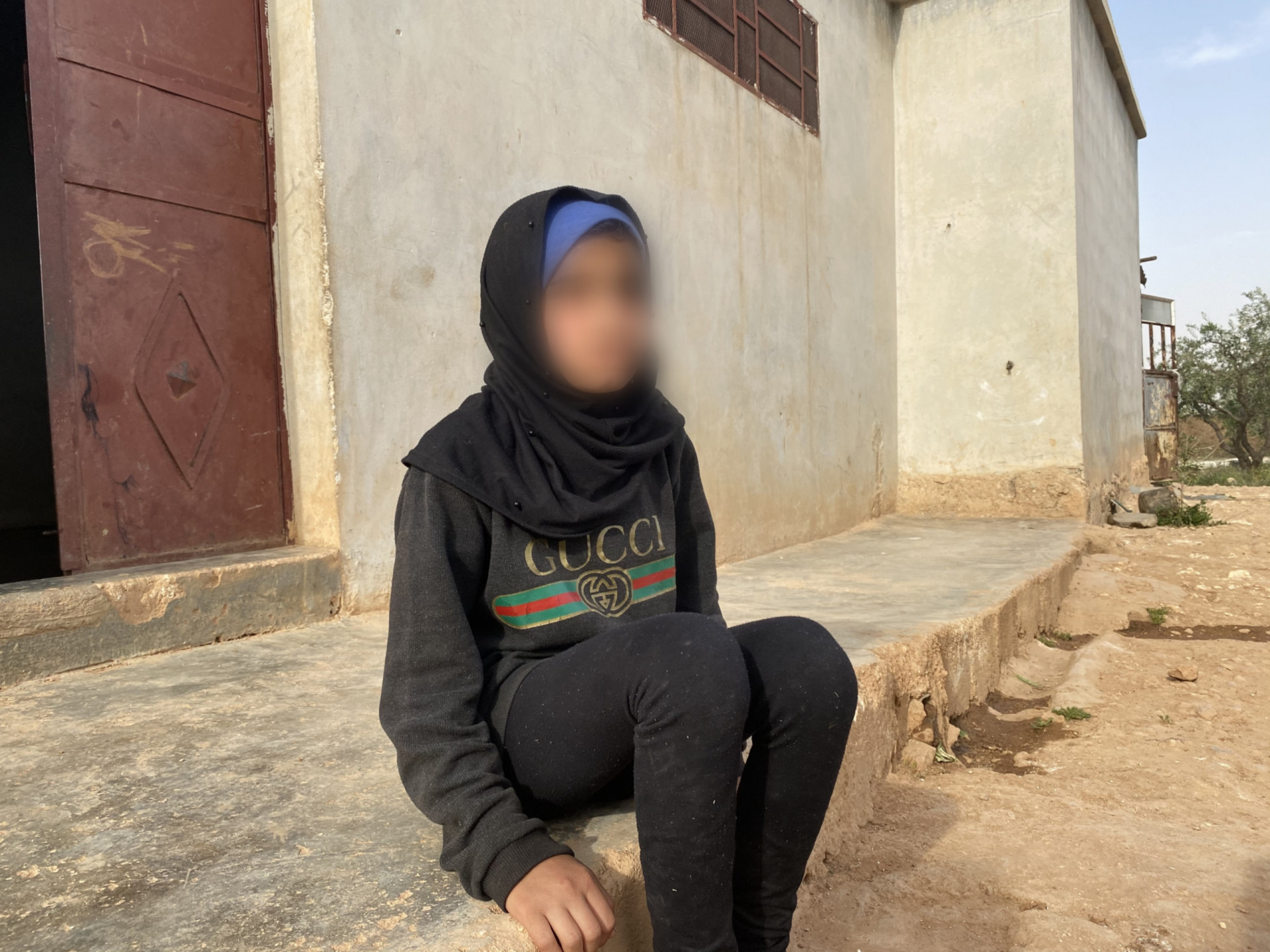 Your help is the only hope for Noura to overcome her pains