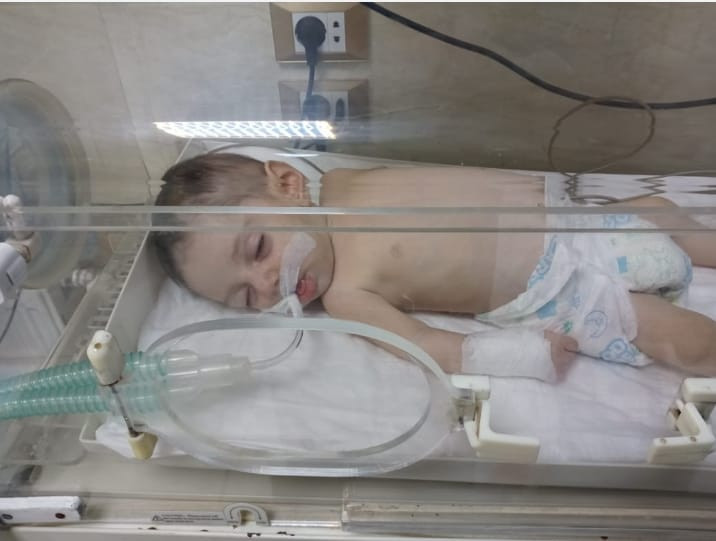 Ammar suffers from a hole in his heart and needs urgent surgery.