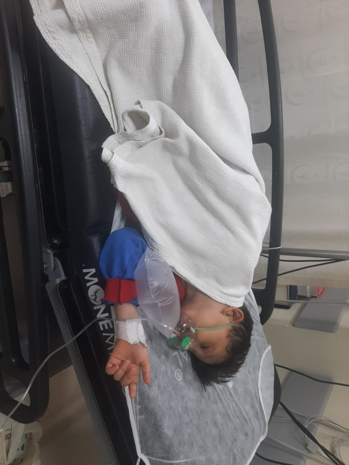 Two children has thalassemia and needs your help!