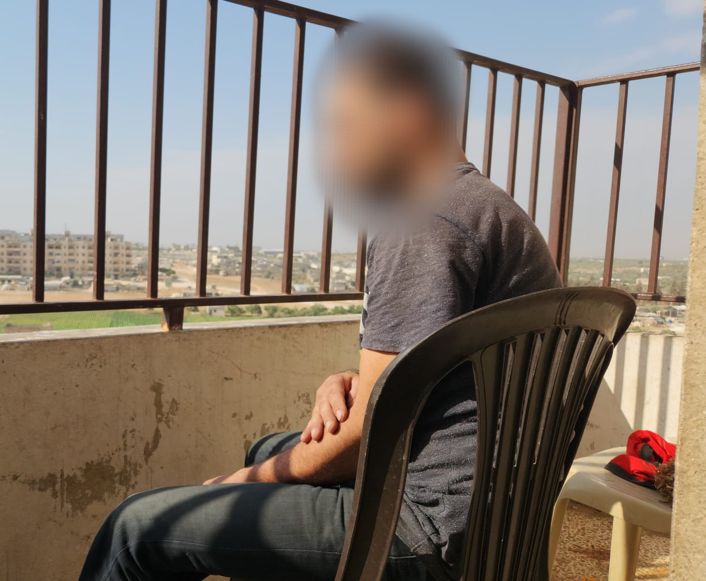 Fadi urgently needs surgery to stabilize his condition.
