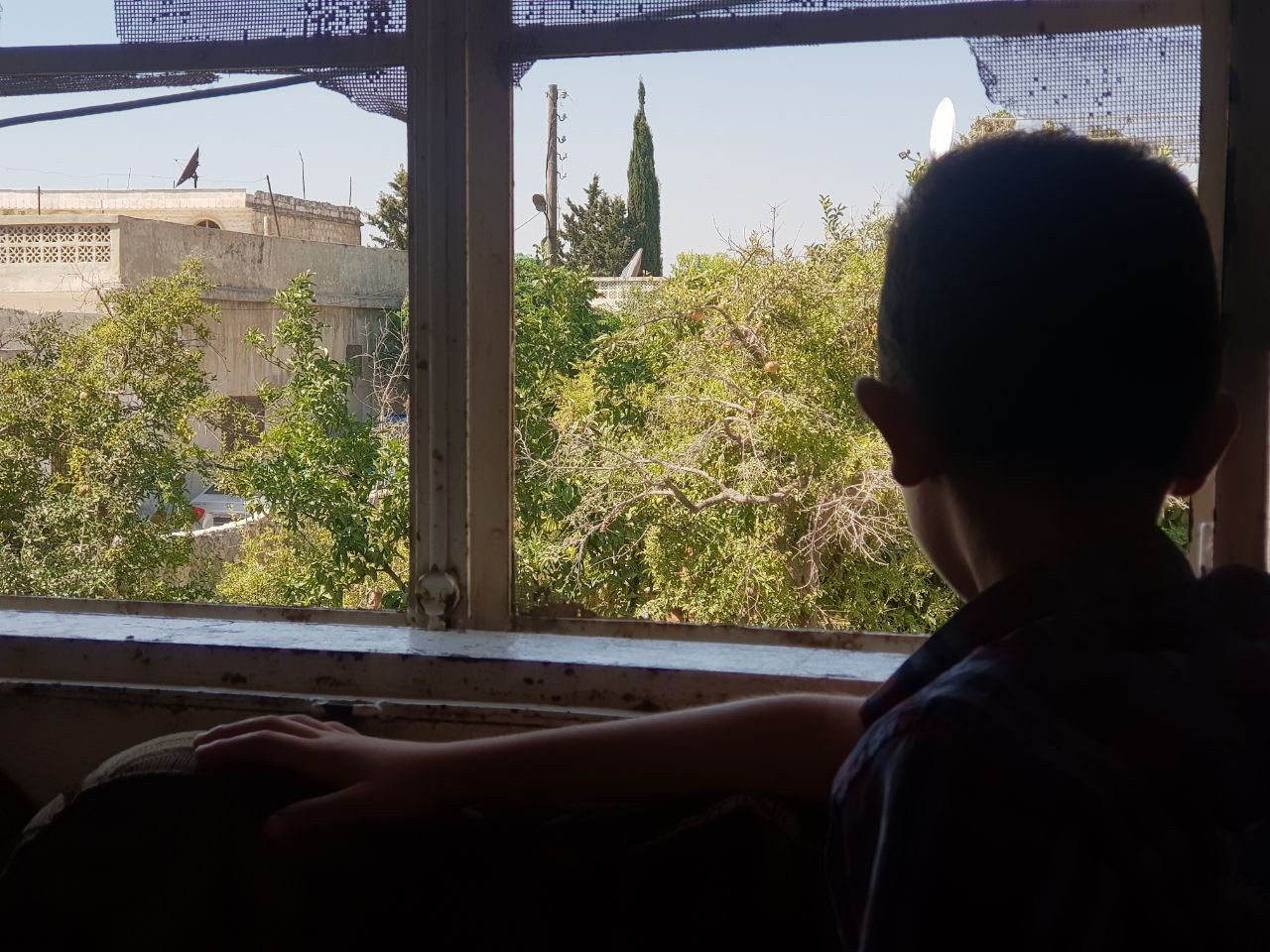 Abdulmalik is a refugee who needs urgent vitrectomy.
