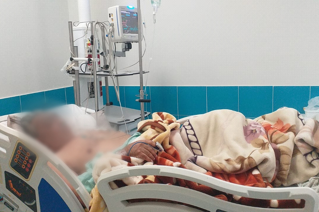 Mondher needs urgent surgery to save his life