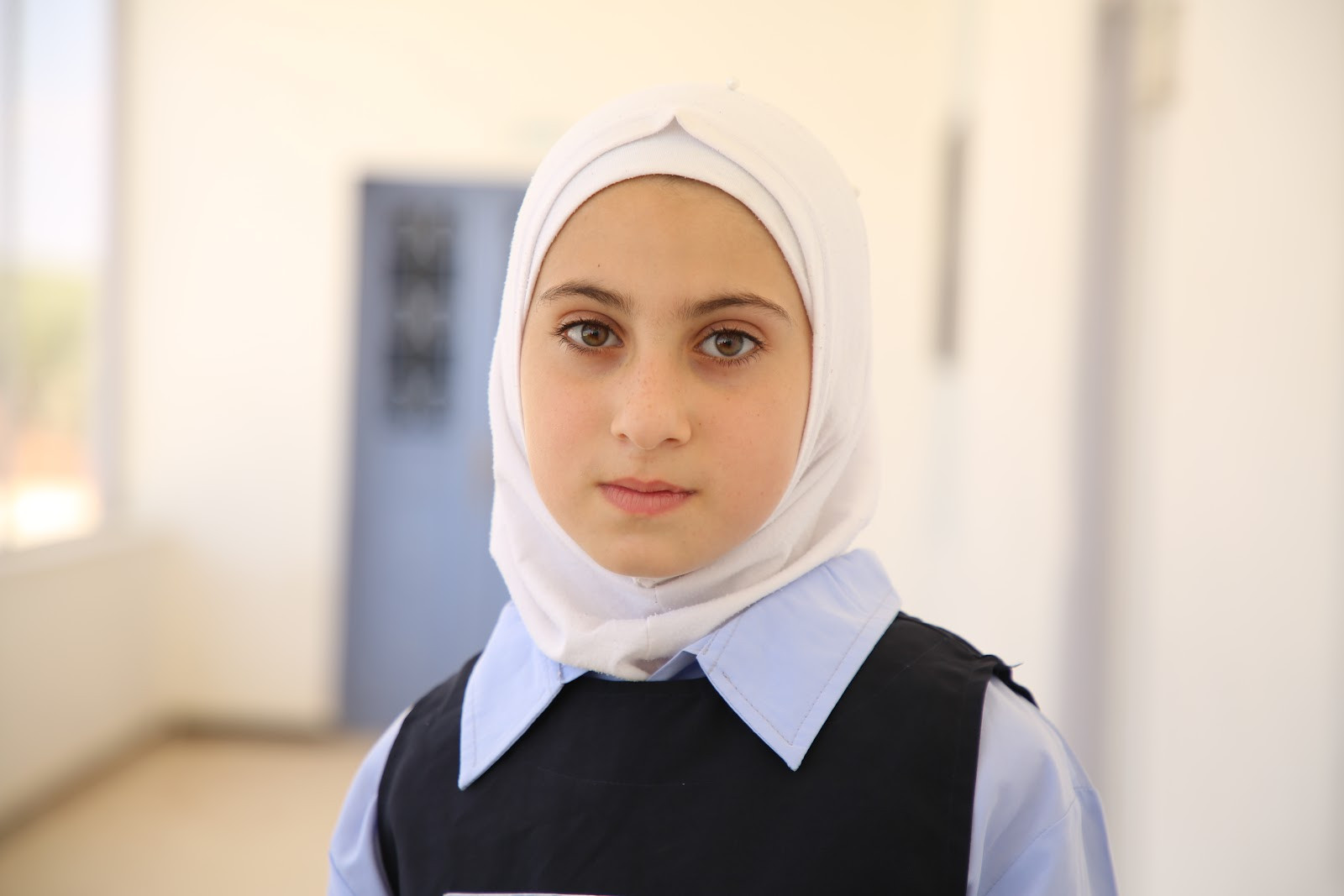 يمامة الطفله المجتهدة بحاجه لدعمكم لتحقيق اهدافها