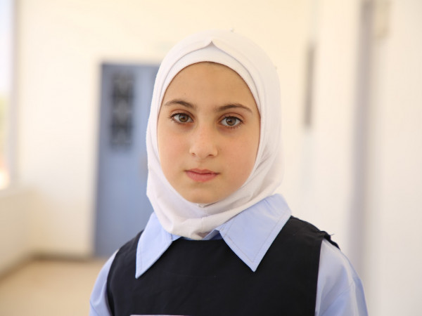 يمامة الطفله المجتهدة بحاجه لدعمكم لتحقيق اهدافها