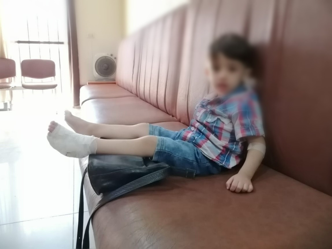 طفل بحاجة عمل جراحي
