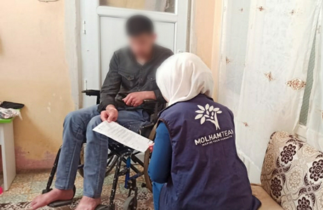 A father of four children suffers from paralysis and needs your help!