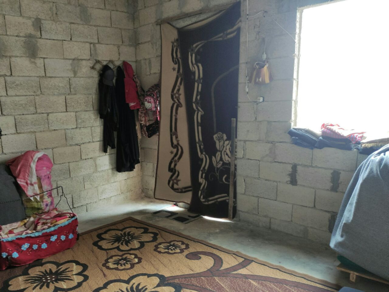 Mohammad is injured and his family stands alone