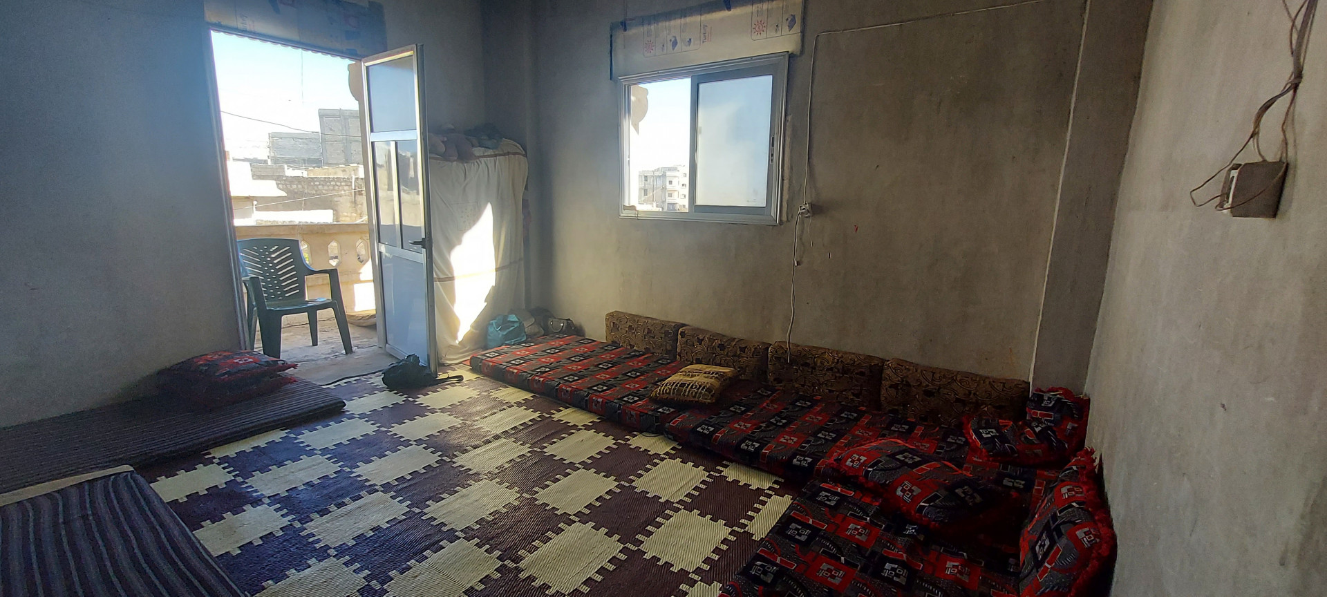 Amal is widow and needs your generous support