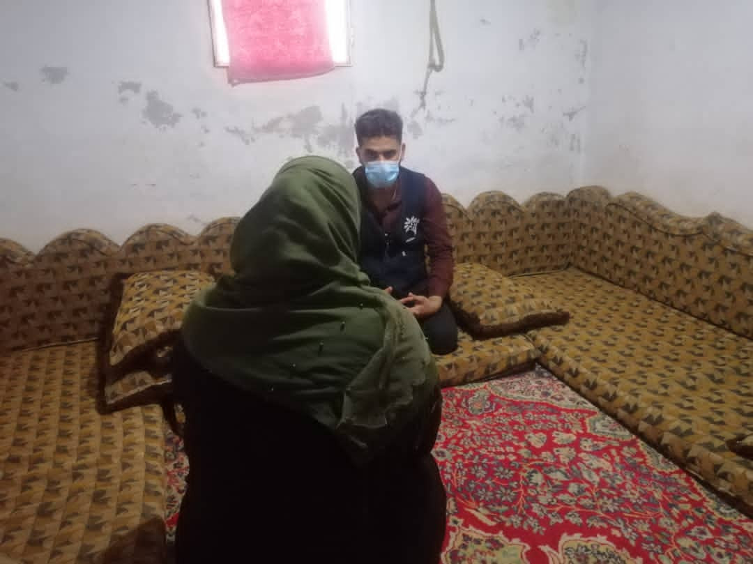 Manar is losing her sight and need an urgent help!