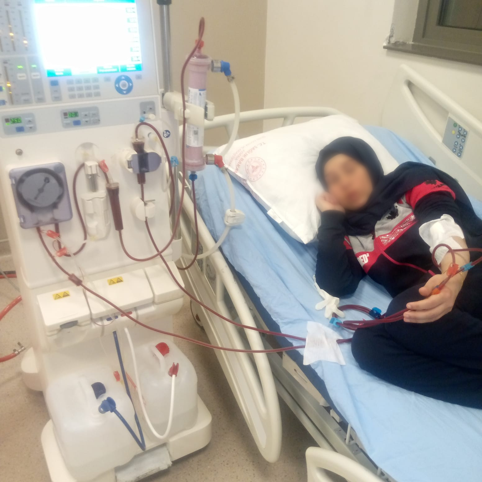 She faces her illness alone without a breadwinner, let us be by her side.