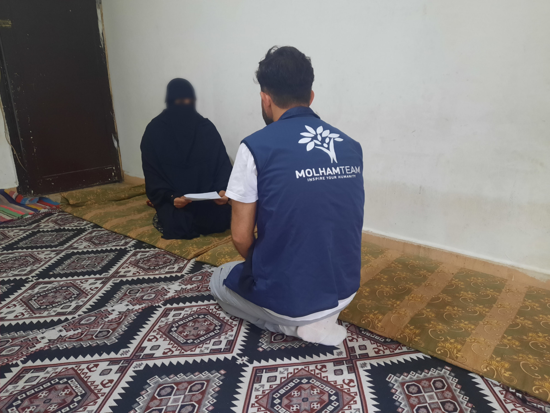 Najwa and her six orphaned children need your support