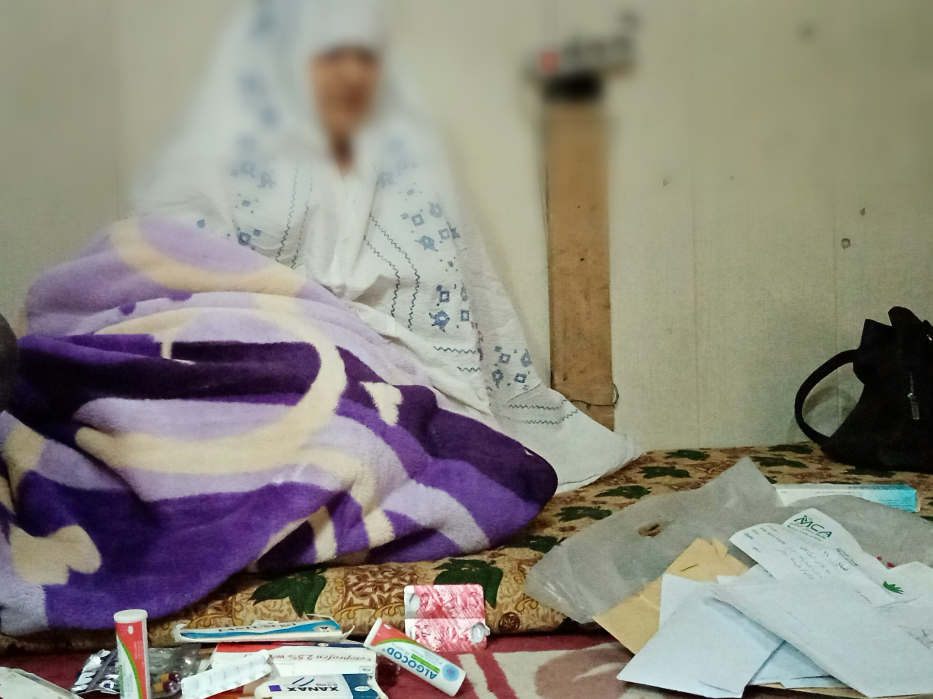 الخالة خديجة مصابة بالسرطان، وتحتاج مساعدتكم