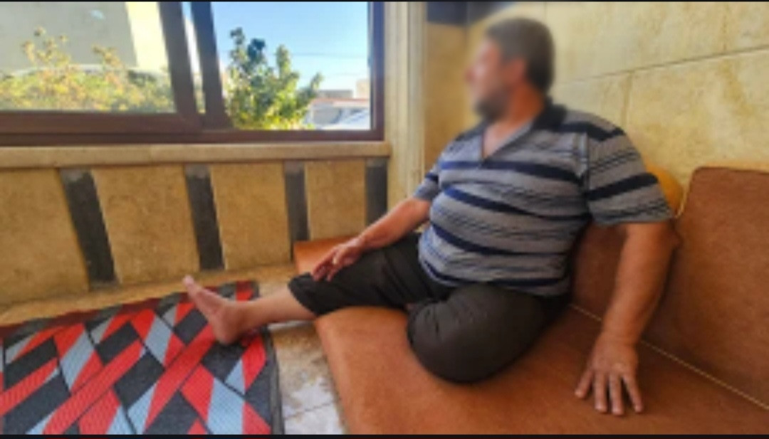 A Hand for Issa — A Father Carrying the Weight of War