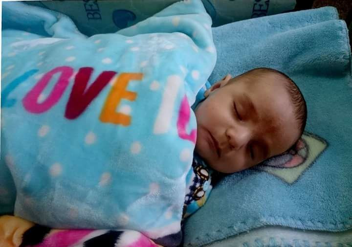 A baby suffering Kidney failure