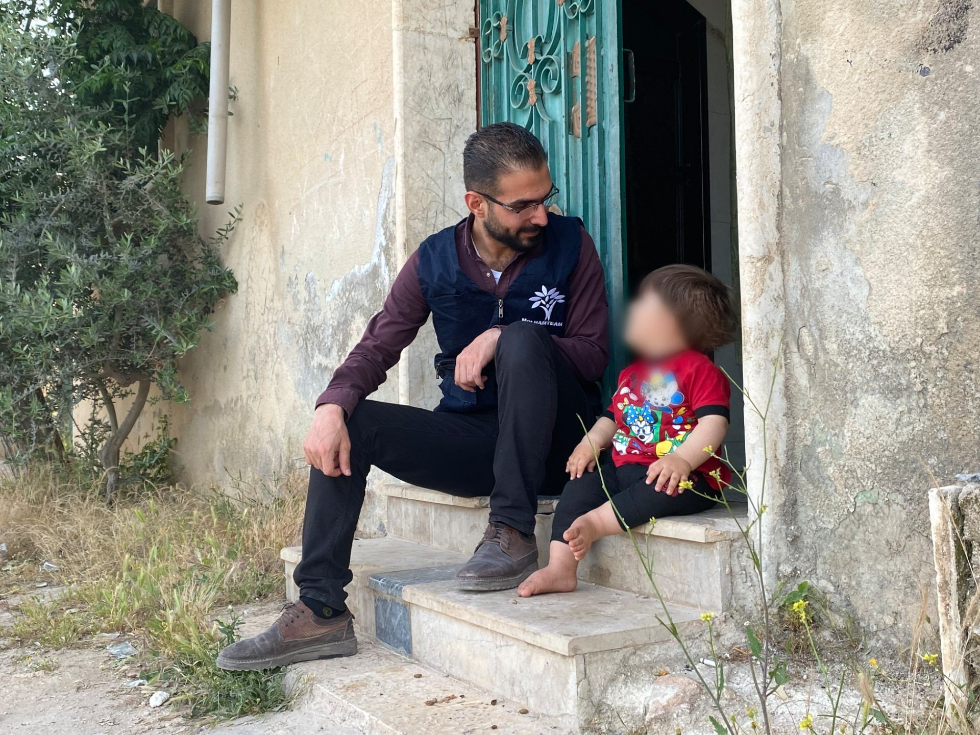 Majd is in a distress and needs your support