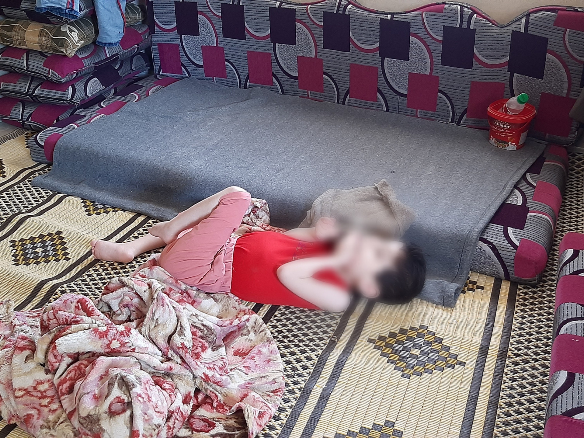 A family in poor conditions needs help