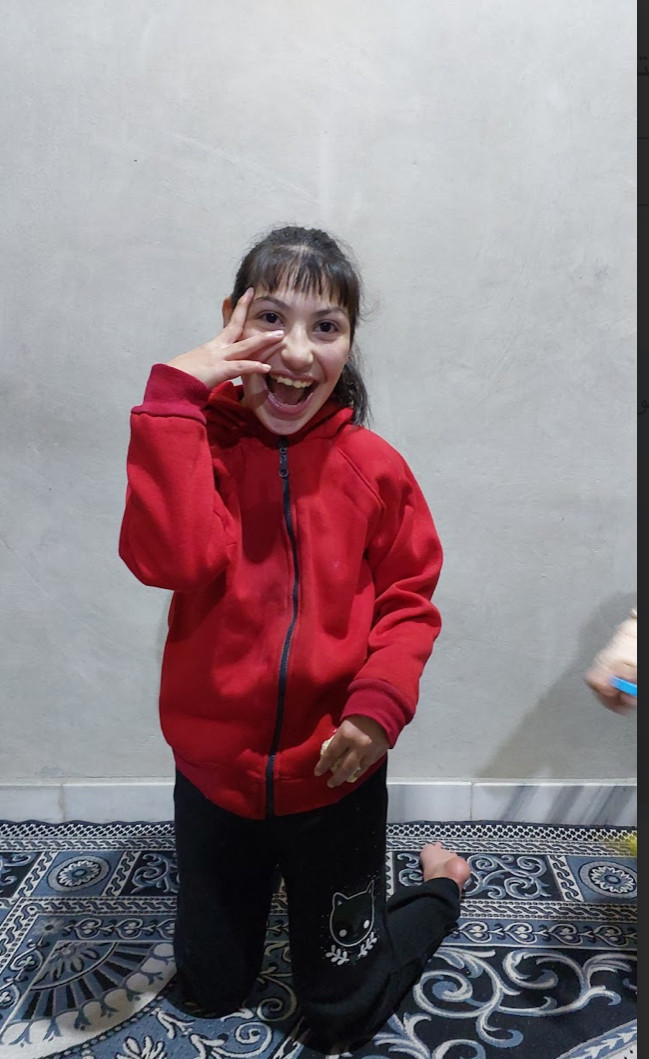 Bana, an orpahn child, has cerebral atrophy and she needs your support