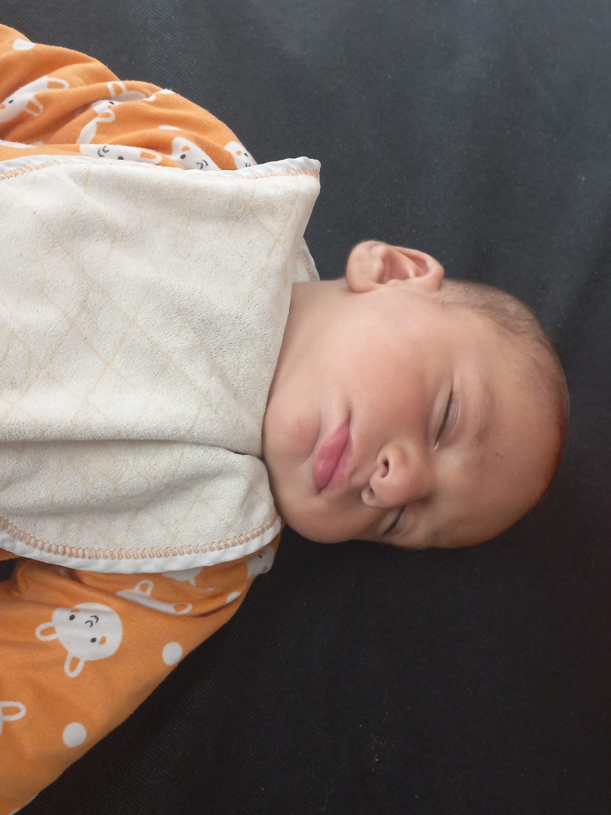 جودت طفل يتيم من غزّة