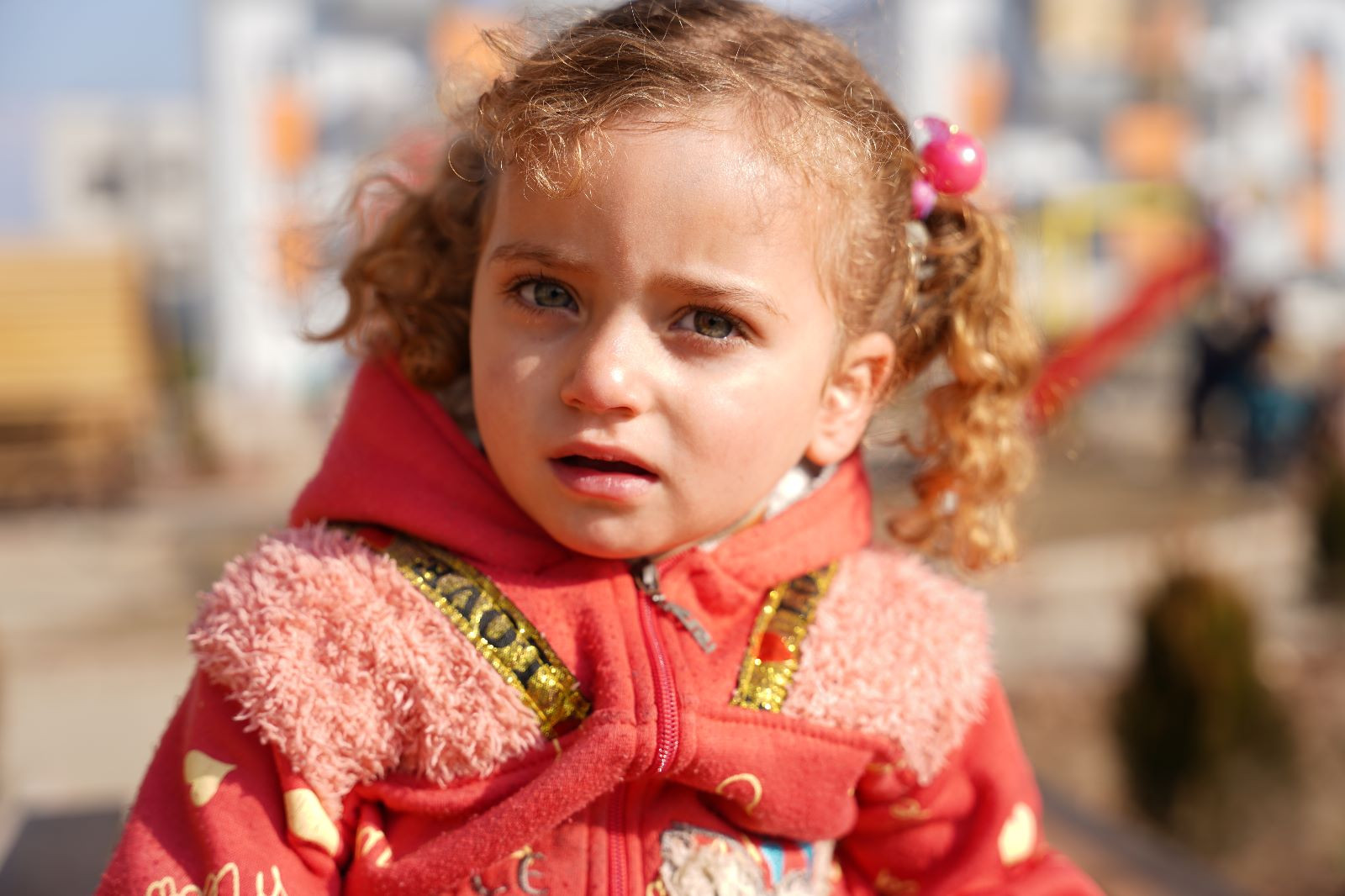 Assia from the countryside of Aleppo needs your help!