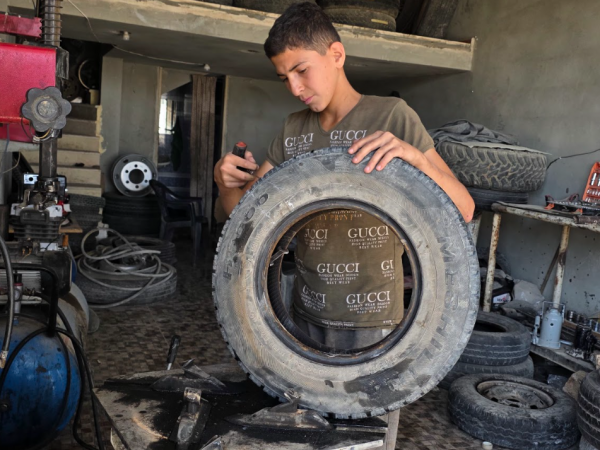 عيسى يستحق فرصة جديدة