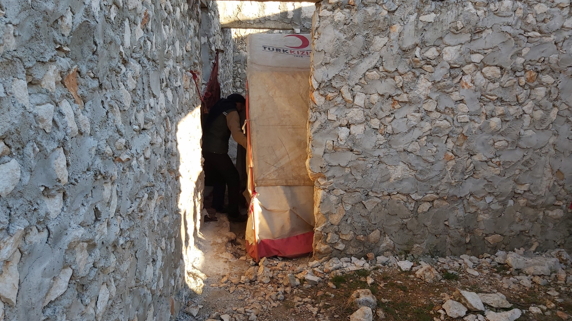A family in a tent needs help