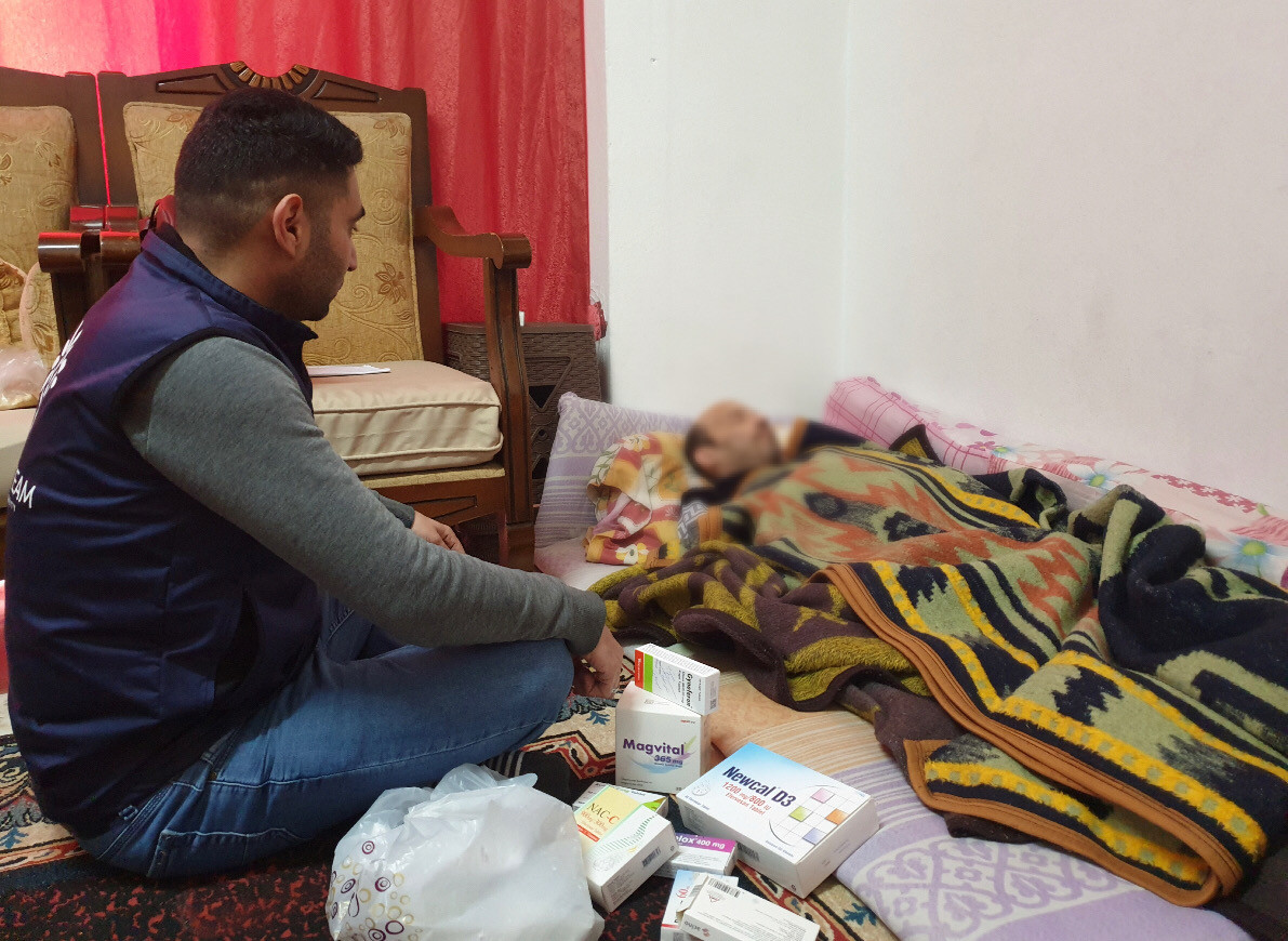 Reem is the provider for her insane husband and her little children