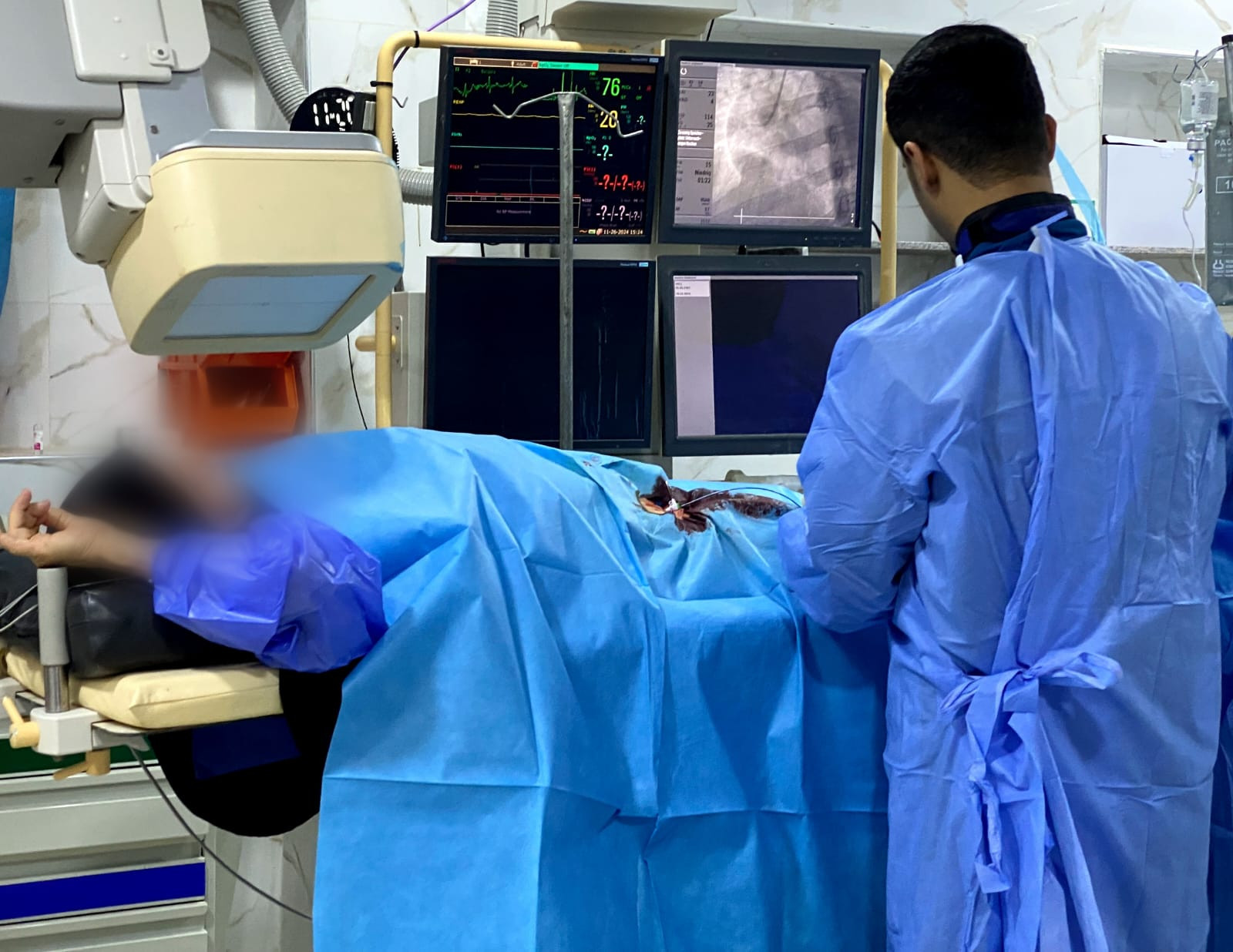 َThe aunt needs a heart catheterization to recover from her pains