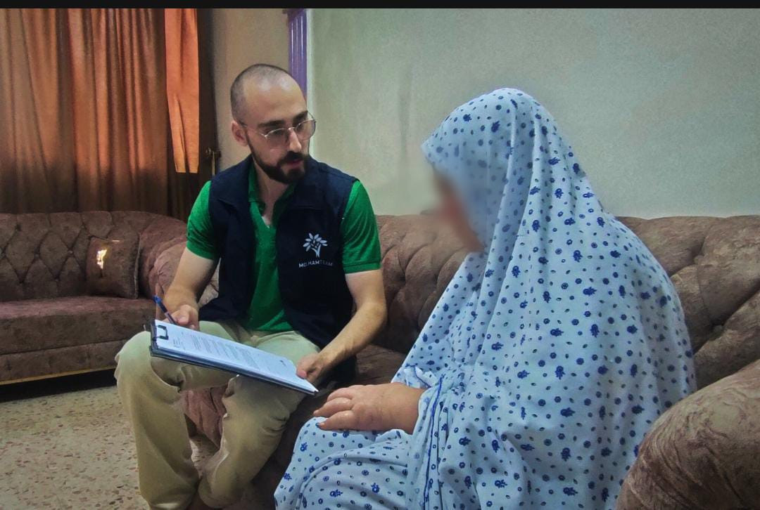 معاناة مع المرض والمعيشة