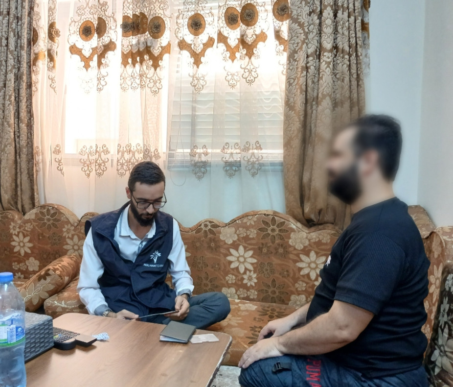 إبراهيم… ضرير ينتظر طفله