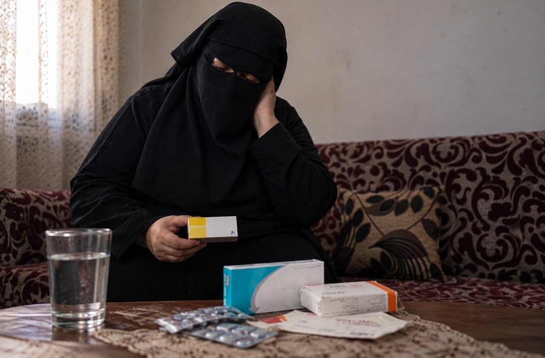 بتأمين أدويتها..تحيا الخالة غزل