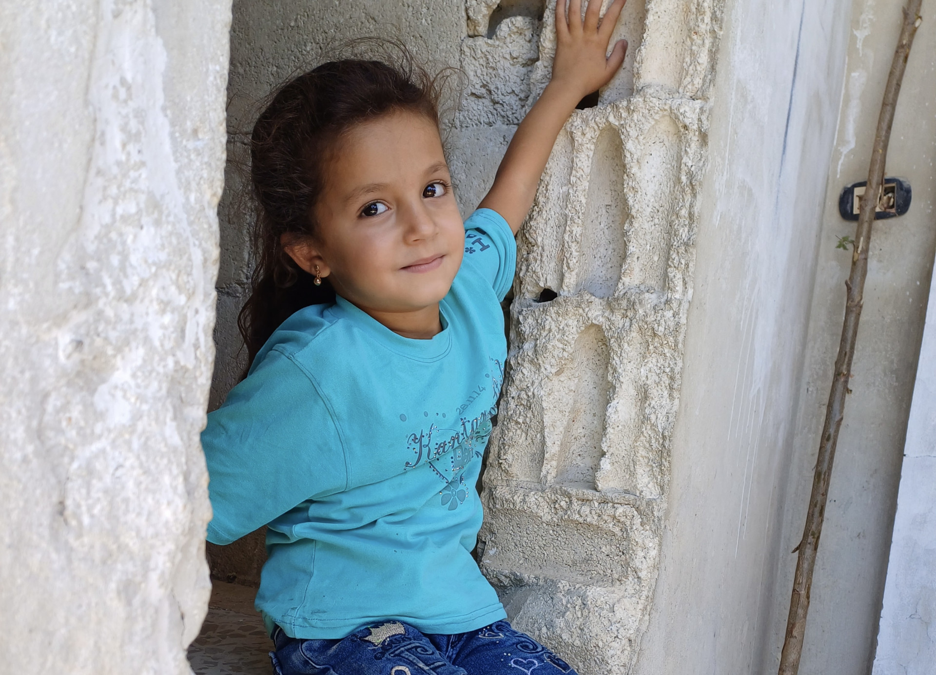 Help Qamar Hear Again and Fulfill Her Dream of Going to School