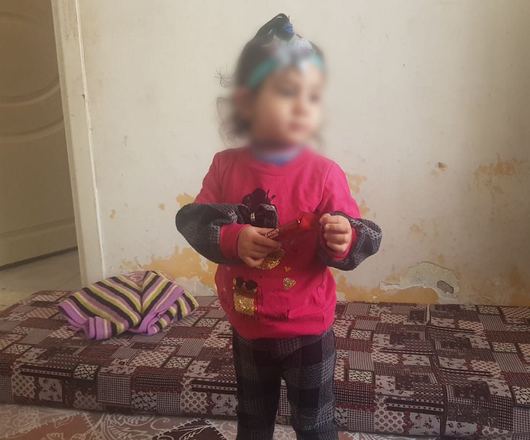 Ghina suffers from severe ear pain and needs urgent surgery.