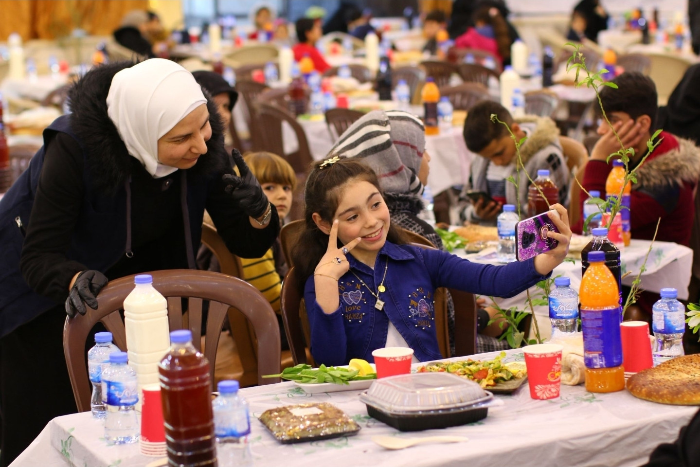 افطار مع اطفالنا الأيتام