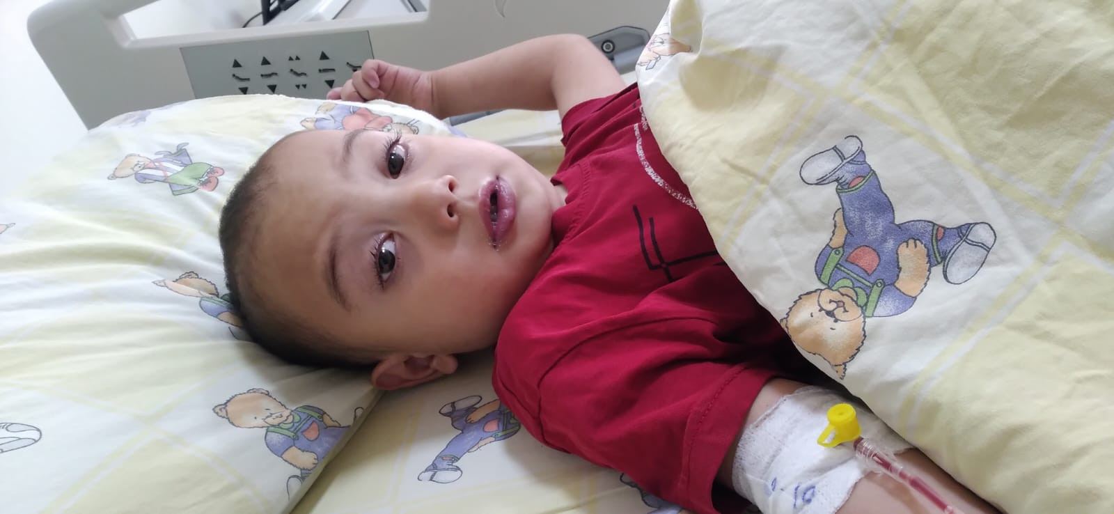 A three-year-old child suffers from Fallot tetrad and is fighting for his life!