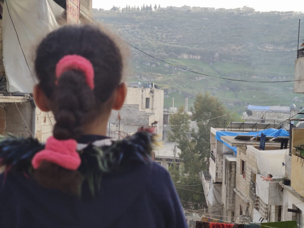 طفلتنا زينة يتيمة من مدينة إدلب