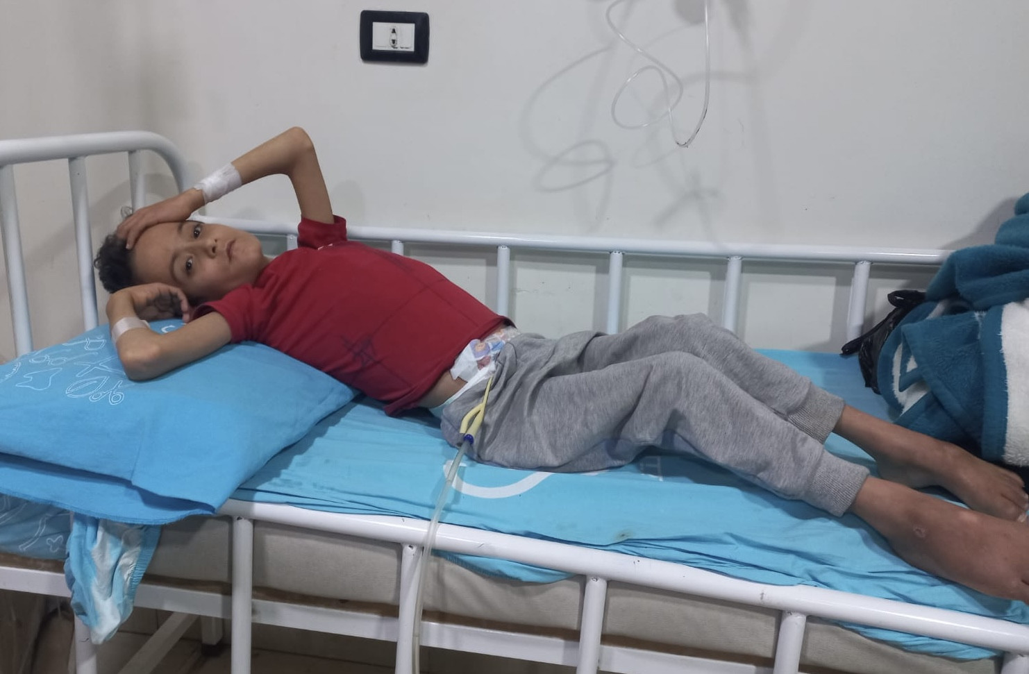 محمد ينتظر دعمكم السخي ليؤمن أدويته