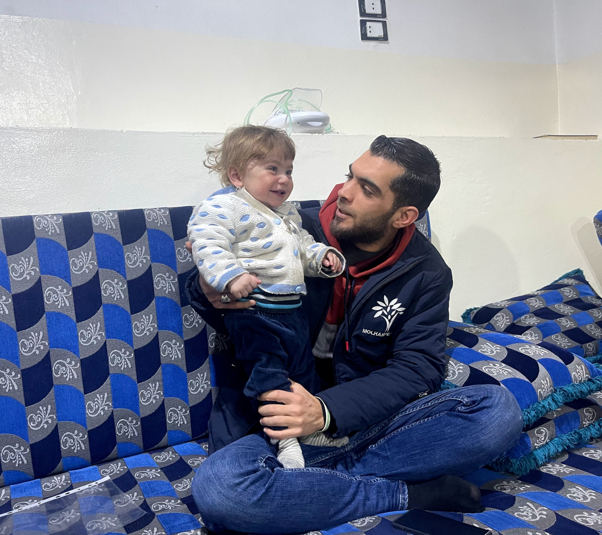 The little one, Jamal, needs your help. Is there anyone who can assist him?
