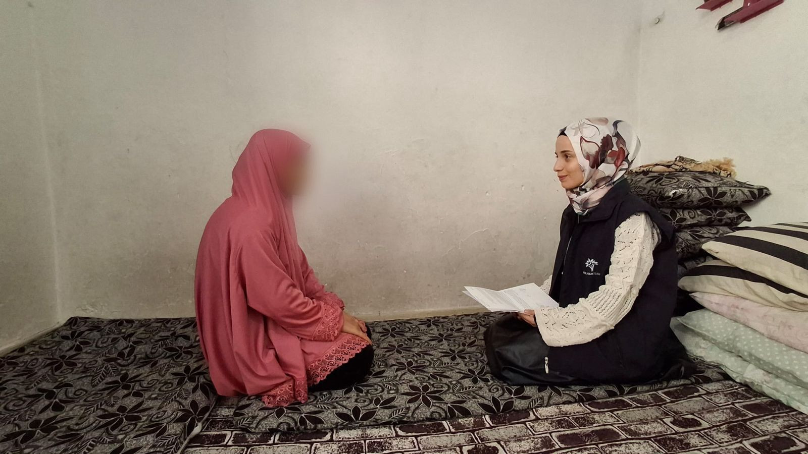 هيام وأطفالها بين المرض والغربة