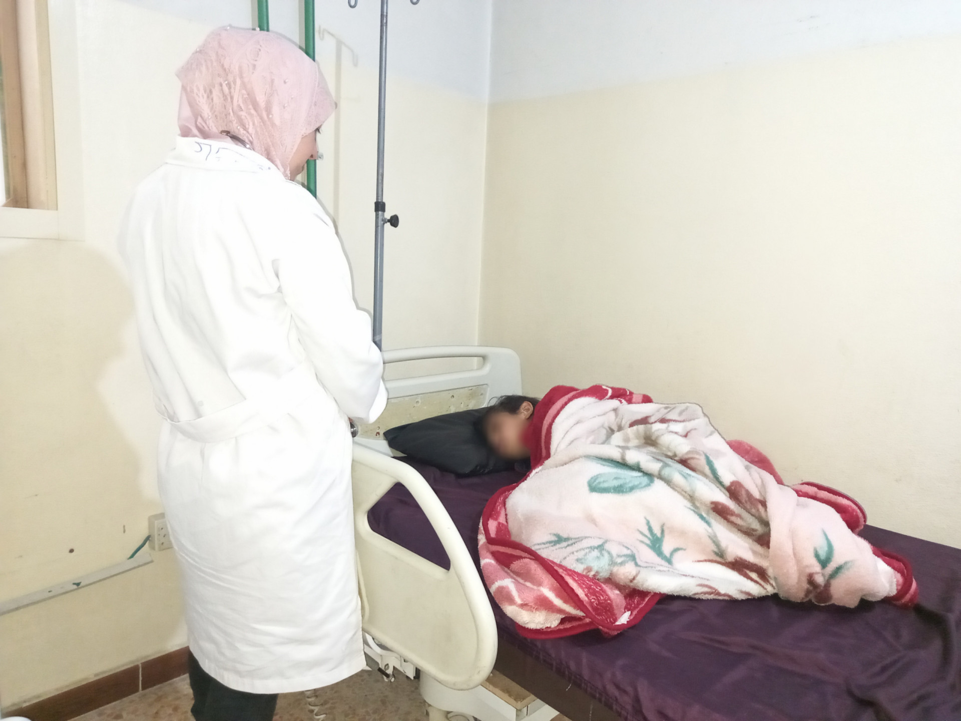 The kid Marwa needs tonsils excision surgery