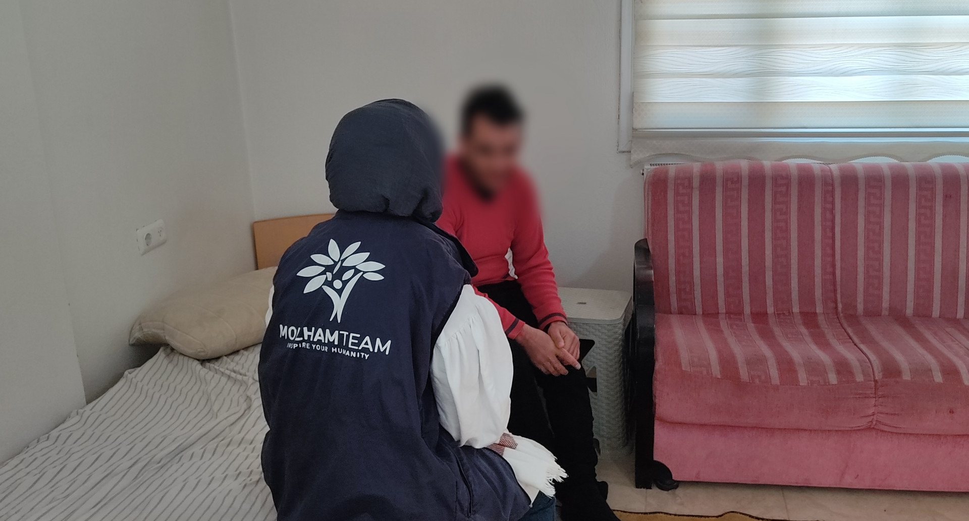 Ahmad suffers from cancer which prevents him from supporting his family and he needs medical expenses.